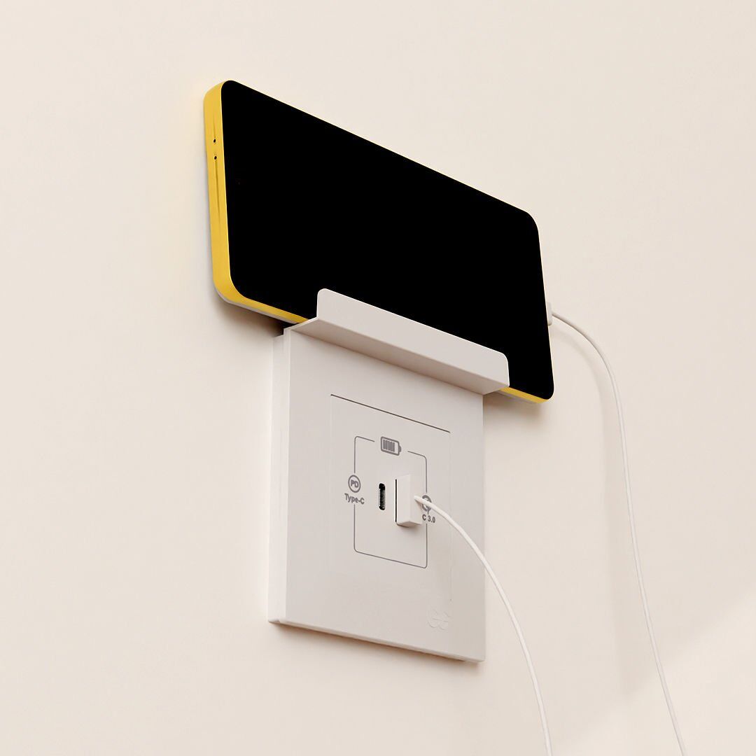 Günsan Eqona Fildişi Beyaz Pratik Telefon Tutucu Şarj Prizi 20W QC3.0 PD Type-C + USB Çift Çıkışlı